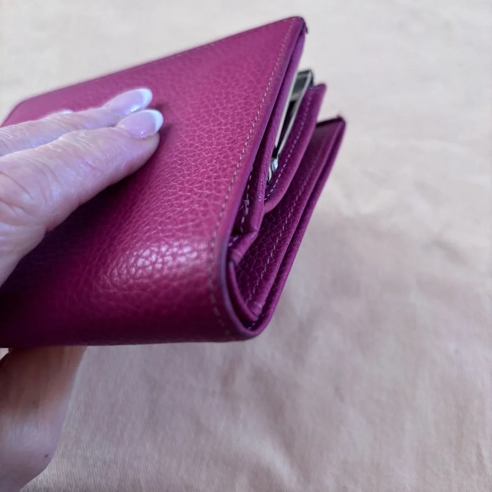 Longchamp Le Foulonné Leather French Wallet RARE COLOR - Picture 8 of 11